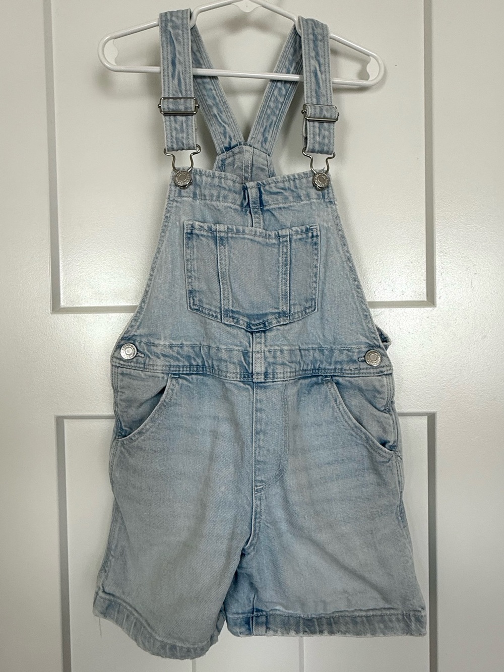 H&M Girls Distressed Denim Short Overalls Size 6